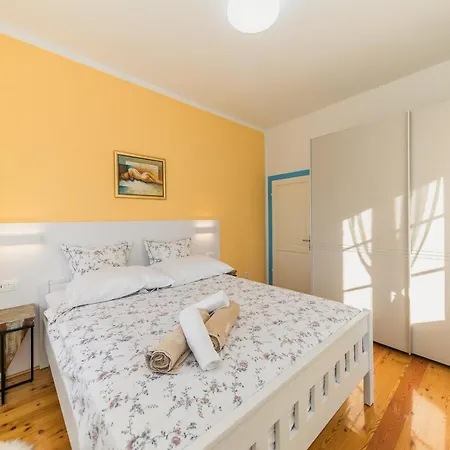 Villa Lavanda Mali Iz